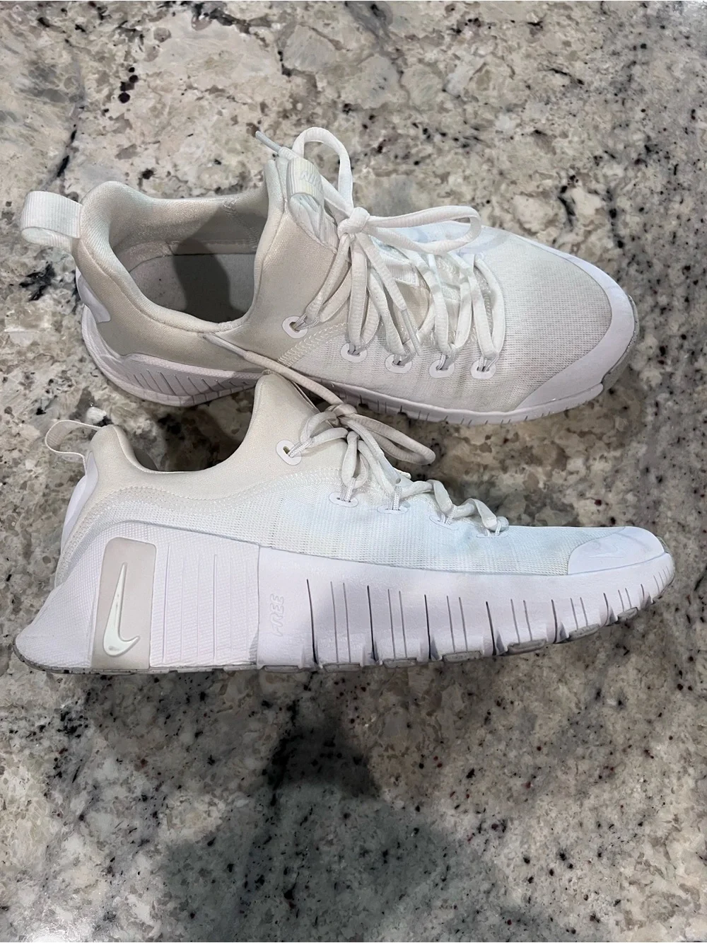 Nike Metcon 6 | Women’s 8.5 (color: Platinum Tint)
